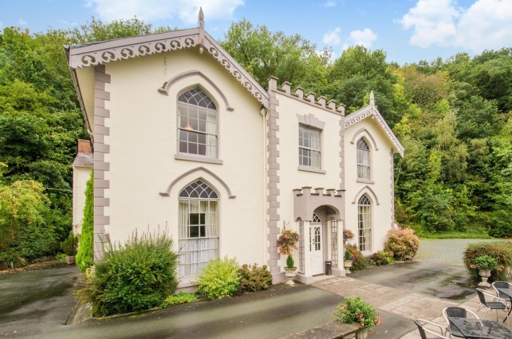 Living the dream in Shropshire and Mid Wales, commercial agent says