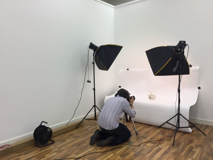 Storage company to rent out large photography studio