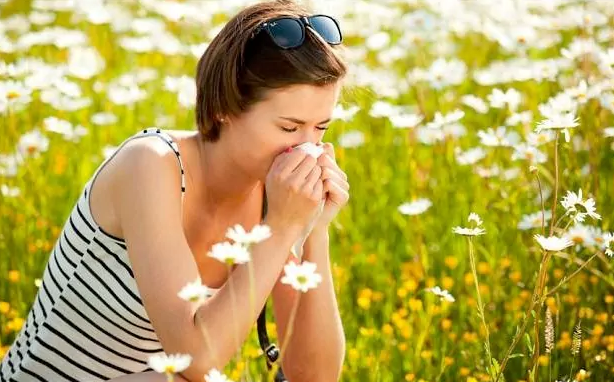 Hay fever suffers in Shropshire urged not to suffer in silence