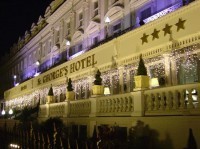 st-georges-hotel-at-night